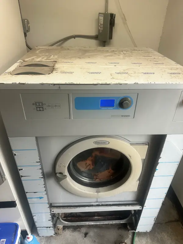 Commercial Washer & Dryer